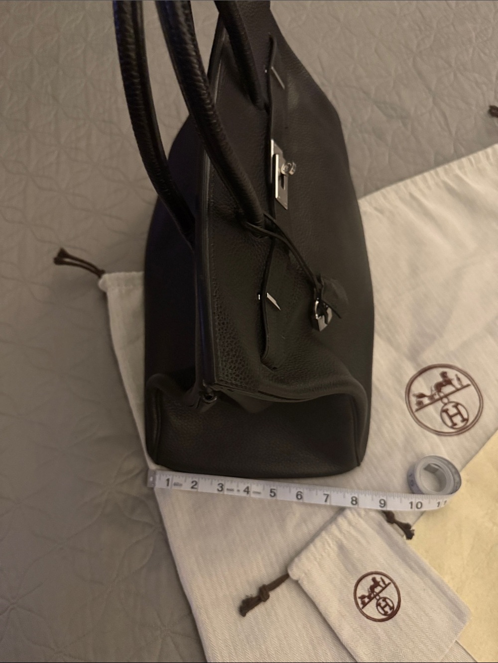 Black Leather woman Tote Bag with Silver Hardware - Picture 14 of 14